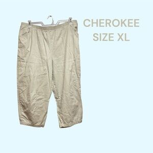 CHEROKEE TAN CAPRIS SIZE XL GENTLY WORN